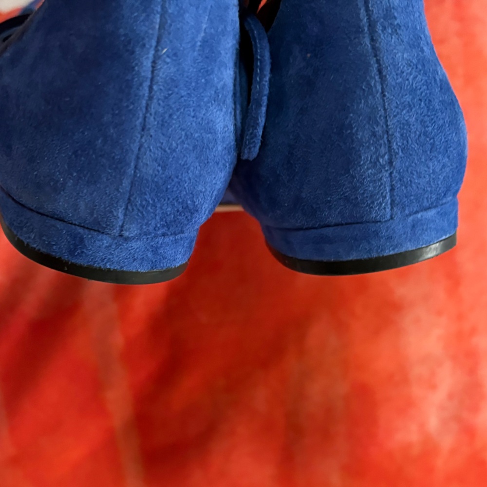 Diane von Furstenberg size 7.5 blue suede ankle wrap flats - Picture 2 of 11